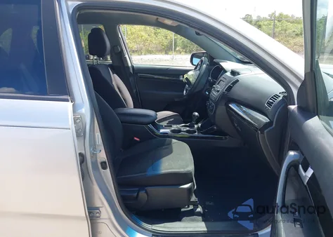 2015 Kia Sorento Lx from USA, damaged, VIN 5XYKT3A64FG575287